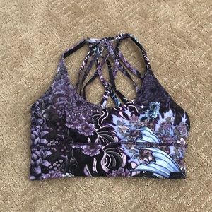 Lululemon Free to be Moved Bra